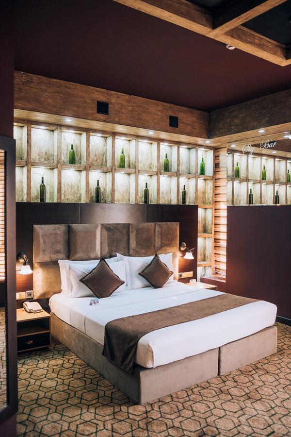 Megapolis Hotel Шимкент Екстер'єр фото