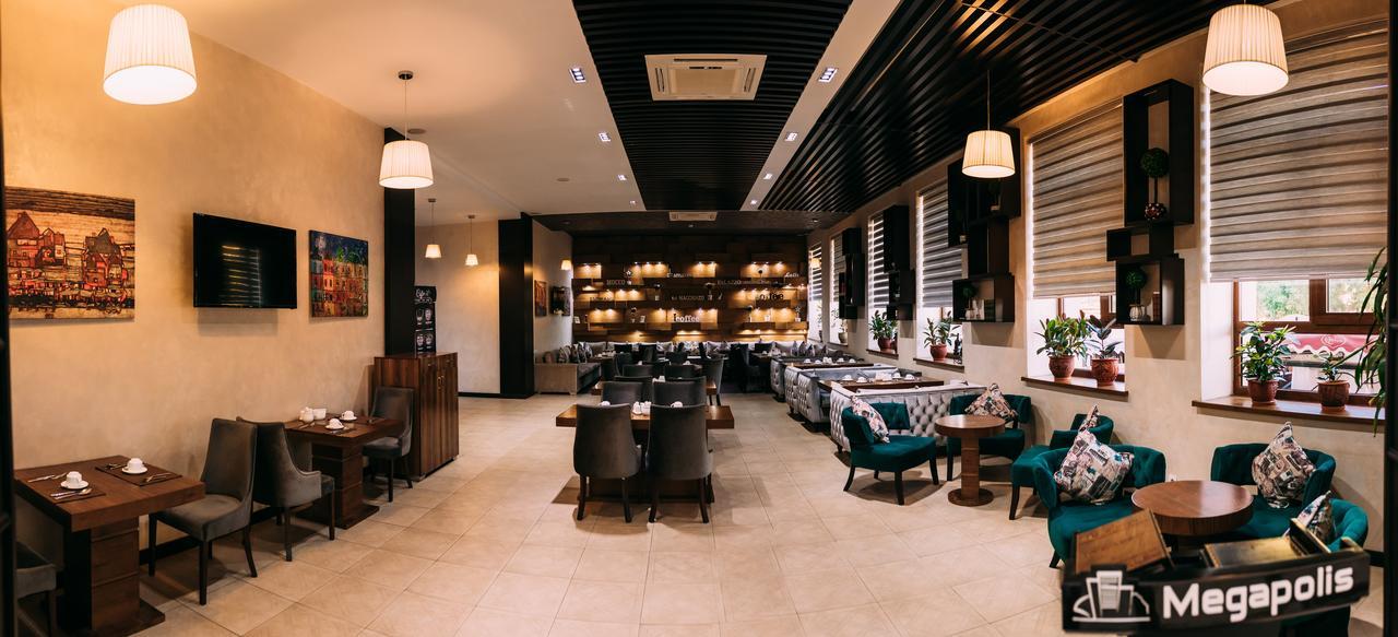 Megapolis Hotel Шимкент Екстер'єр фото