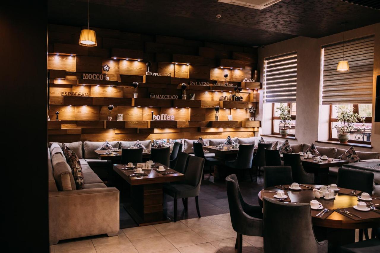 Megapolis Hotel Шимкент Екстер'єр фото